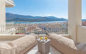 Alexandra'S Cozy Sea View Apartment