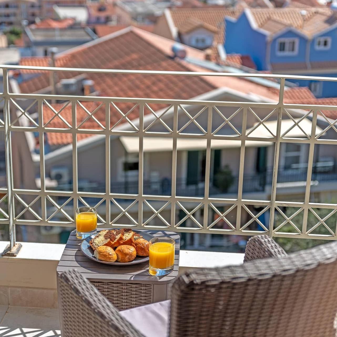 Alexandra'S Cozy Sea View Apartment Argostoli  Exterior photo