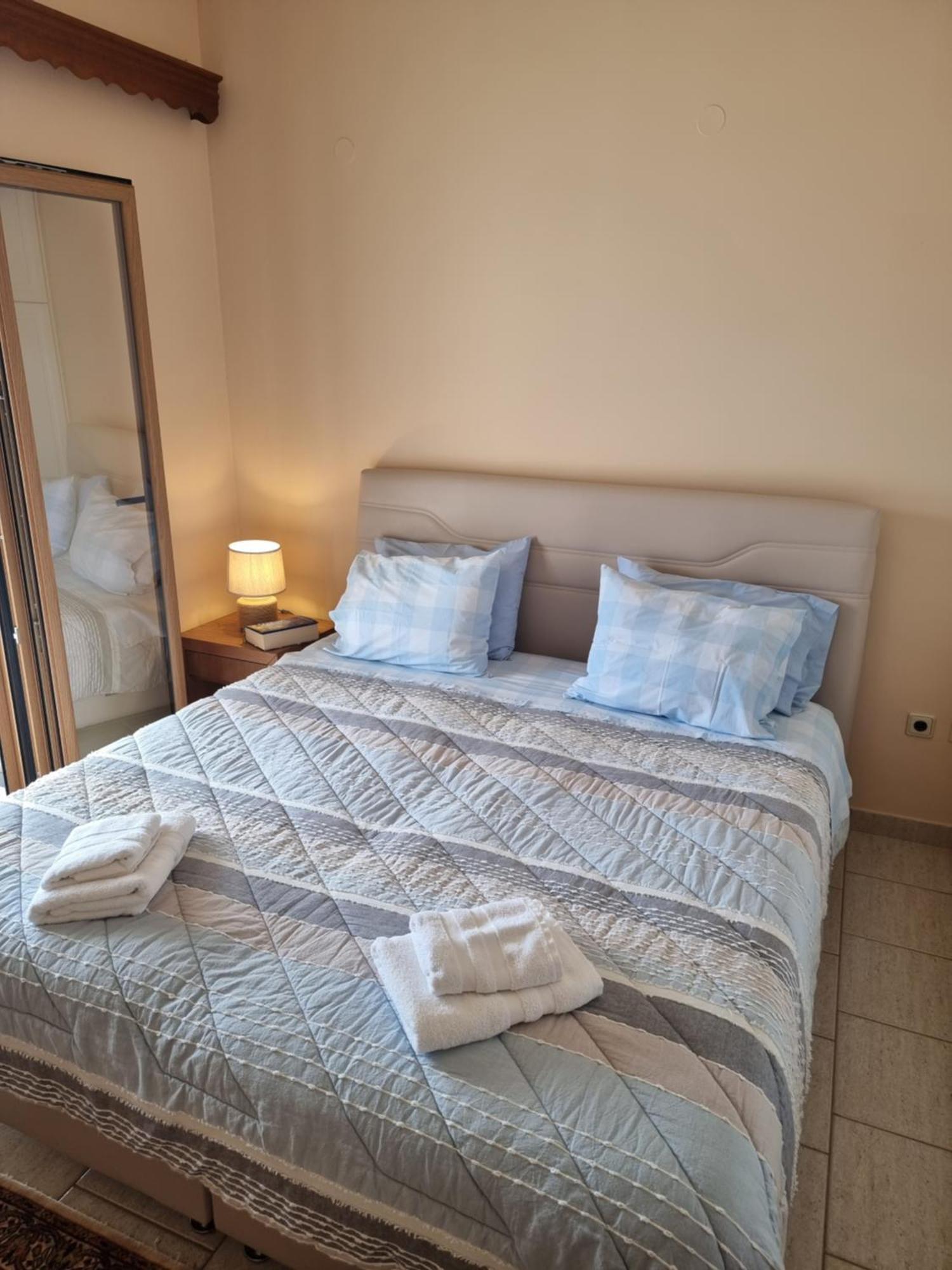 Alexandra'S Cozy Sea View Apartment Argostoli  Exterior photo