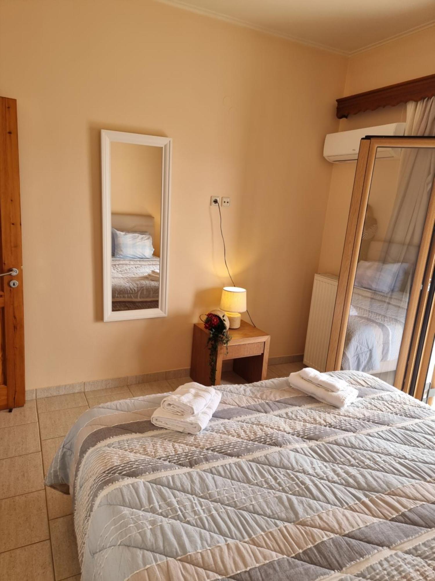 Alexandra'S Cozy Sea View Apartment Argostoli  Exterior photo