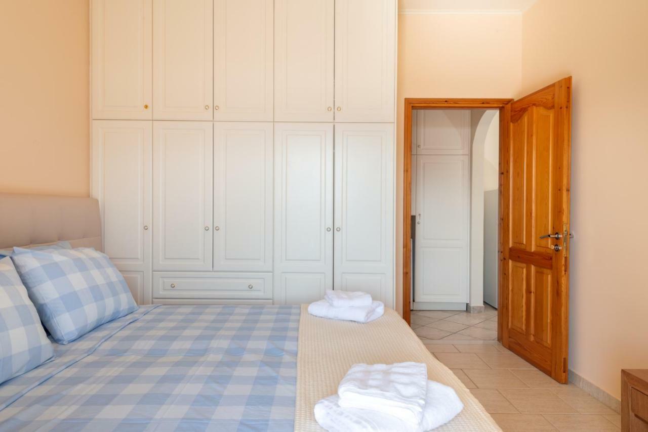 Alexandra'S Cozy Sea View Apartment Argostoli  Exterior photo