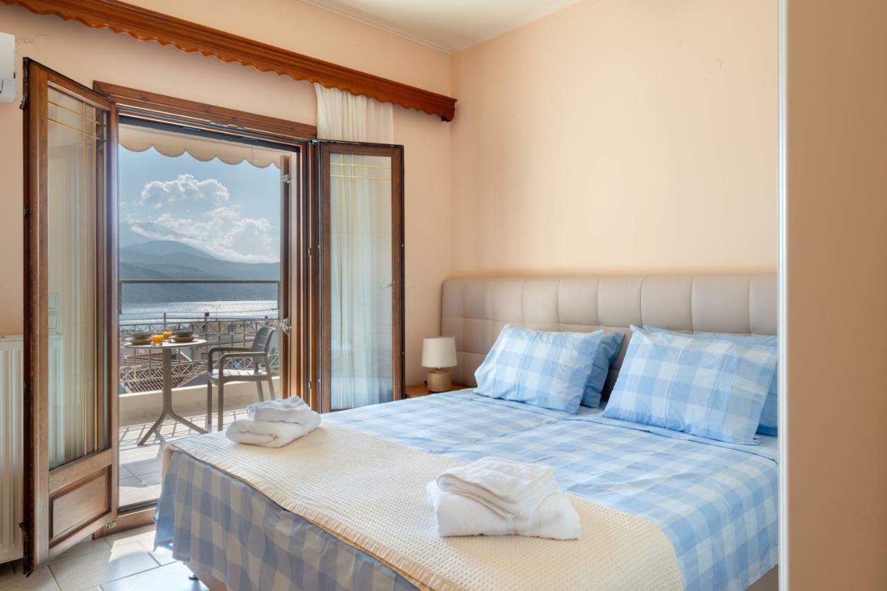 Alexandra'S Cozy Sea View Apartment Argostoli  Exterior photo