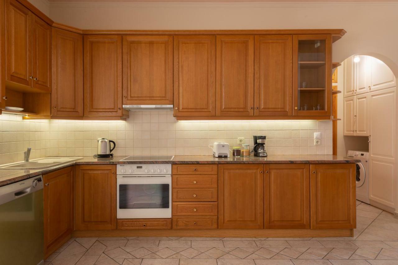 Alexandra'S Cozy Sea View Apartment Argostoli  Exterior photo